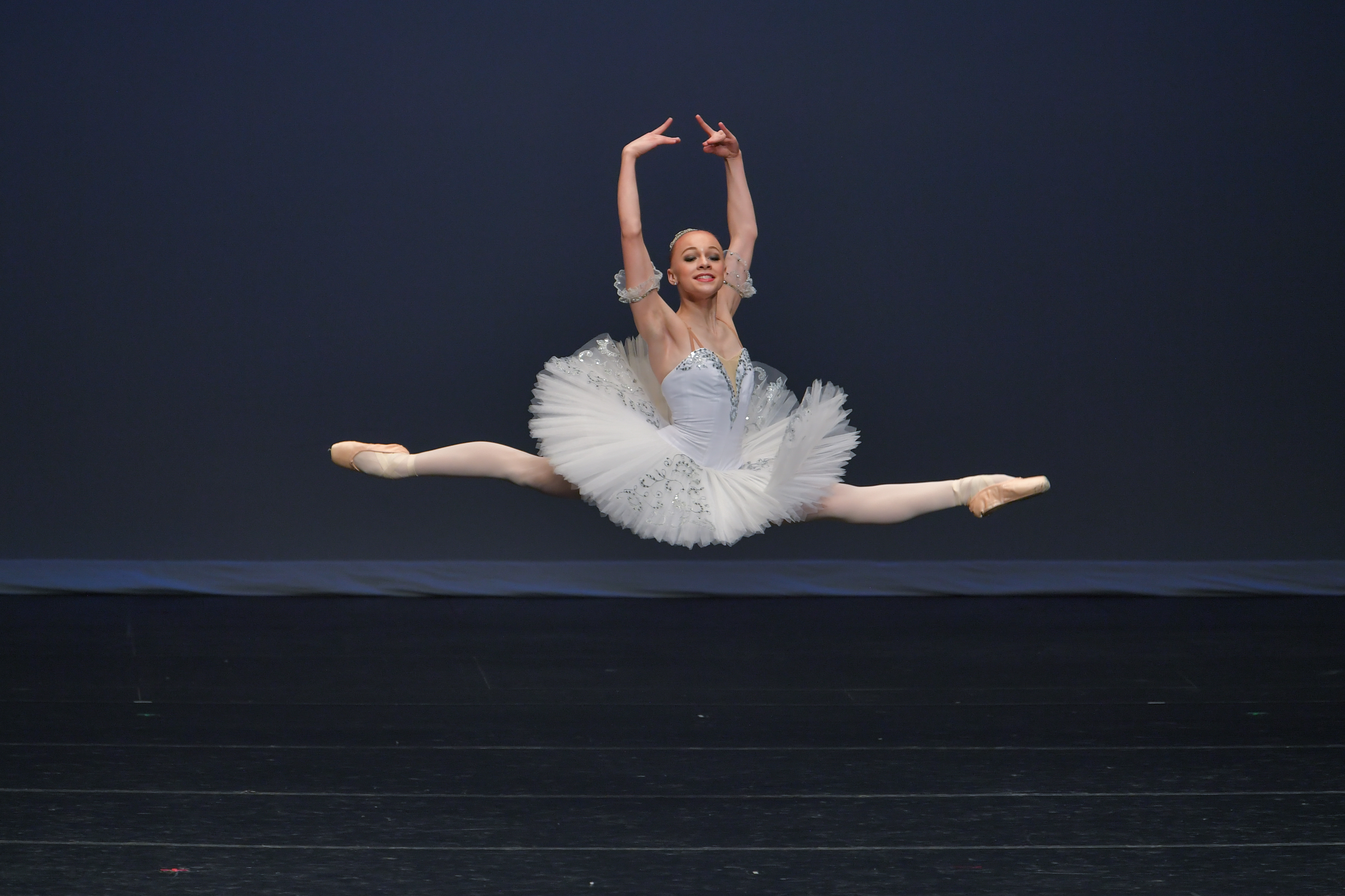 Margaret Kuefler - Grand Jete